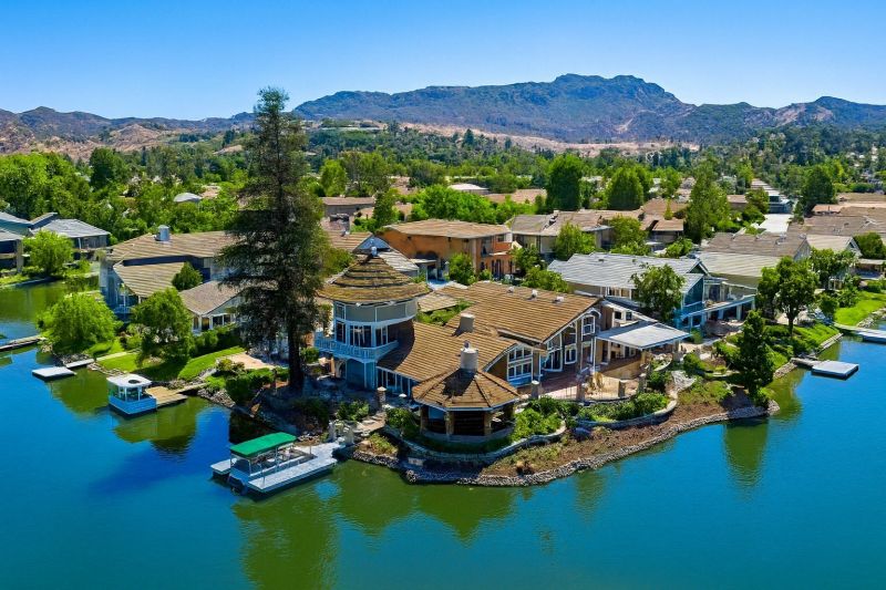 General Carpentry Service in Westlake Village, CA